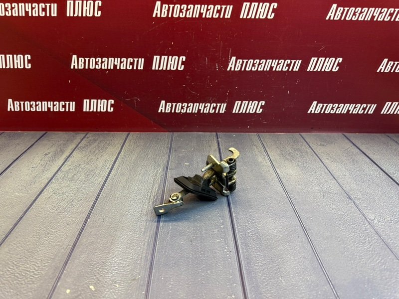 Ограничитель двери