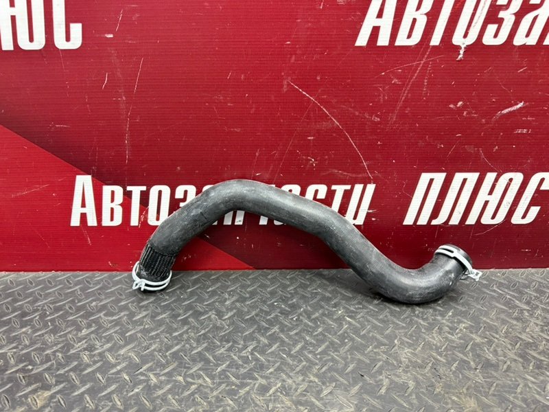 Патрубок радиатора
