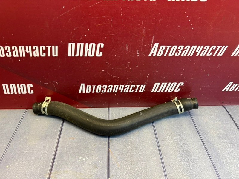 Патрубок отопителя