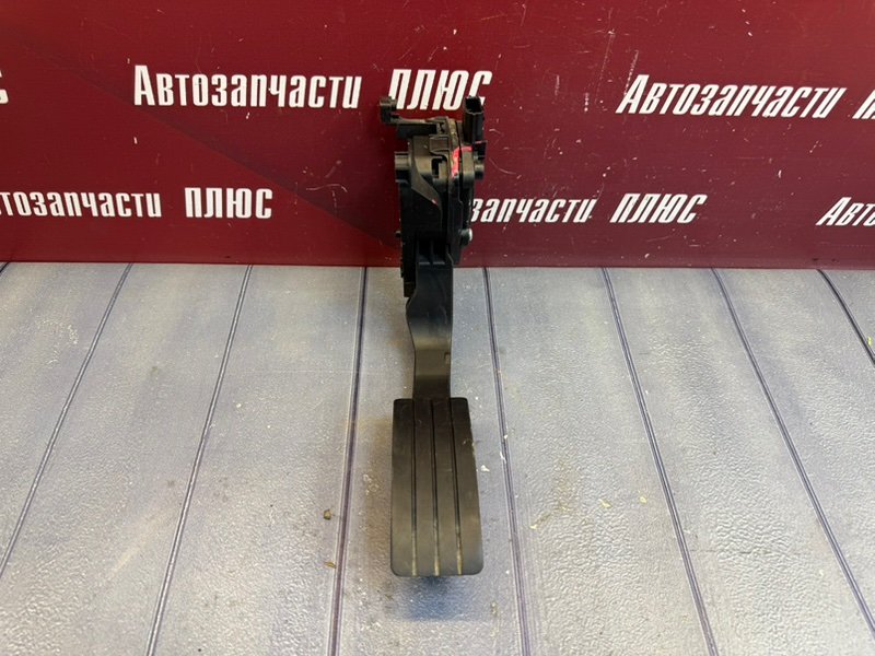 Педаль газа