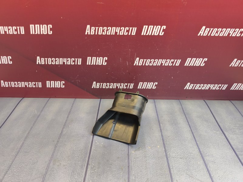 Патрубок воздушного фильтра