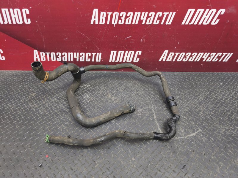 Патрубок радиатора