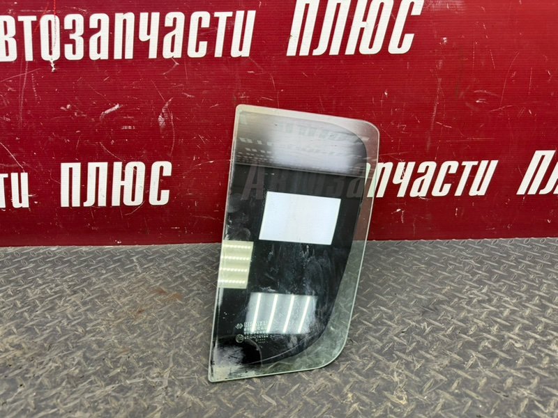 Форточка двери