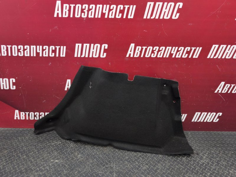 Обшивка багажника