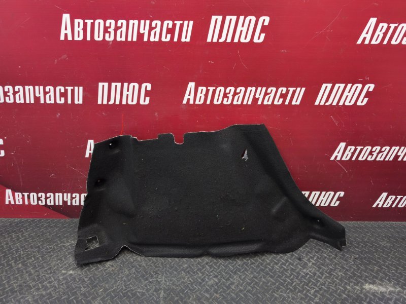 Обшивка багажника