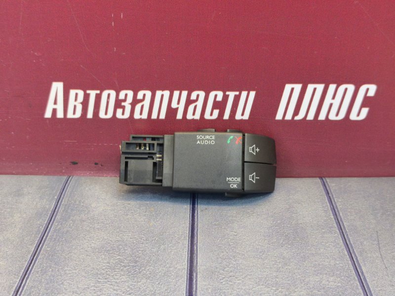 Джойстик управления магнитолой