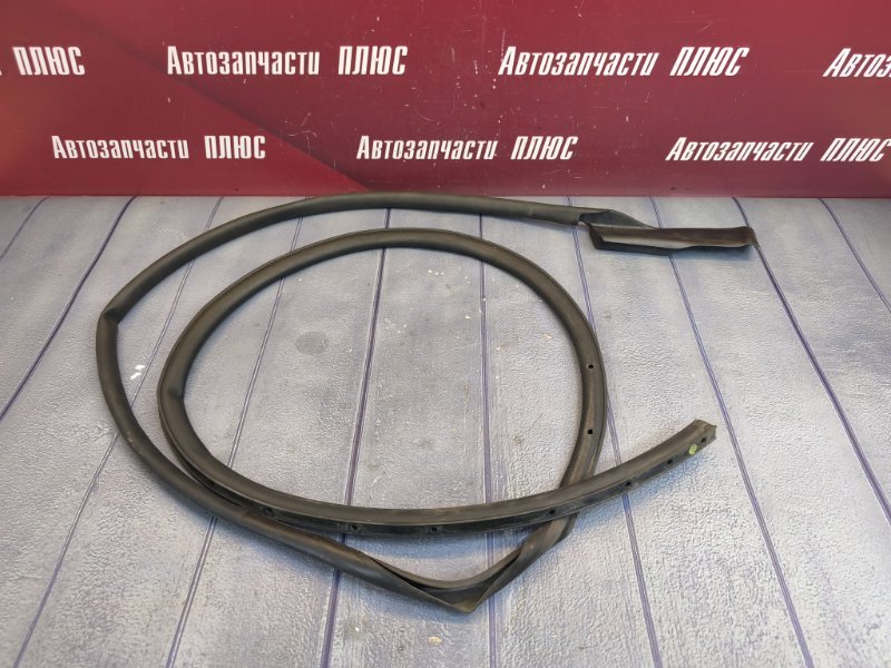 Уплотнитель двери