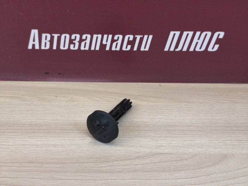 Крепление радиатора