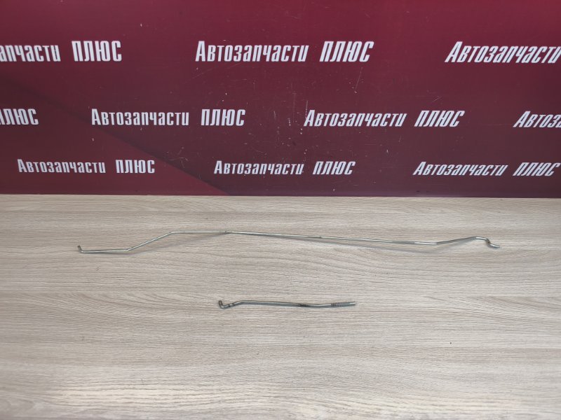 Тяга замка двери