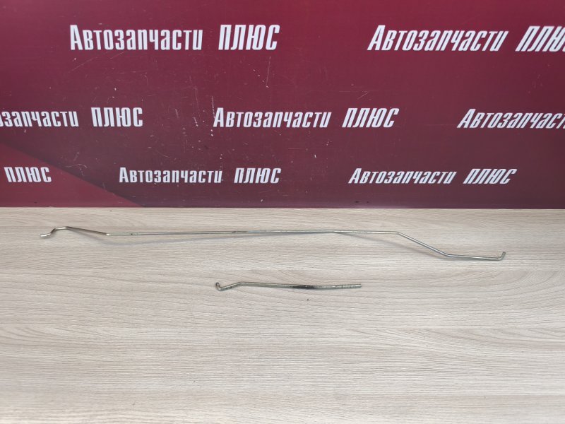 Тяга замка двери