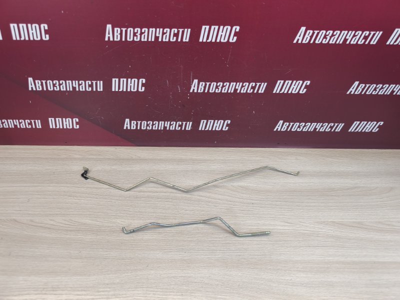 Тяга замка двери