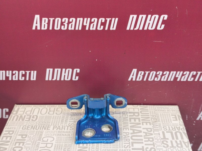 Петля двери