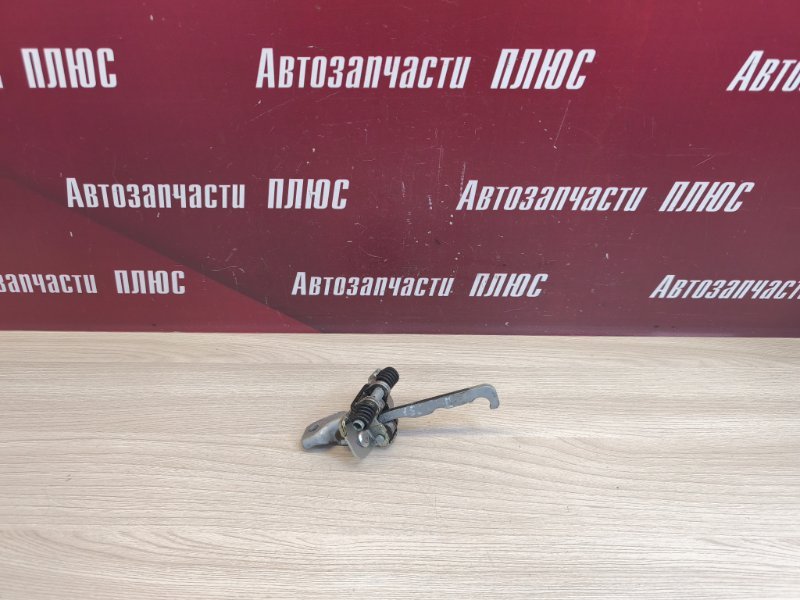 Ограничитель двери