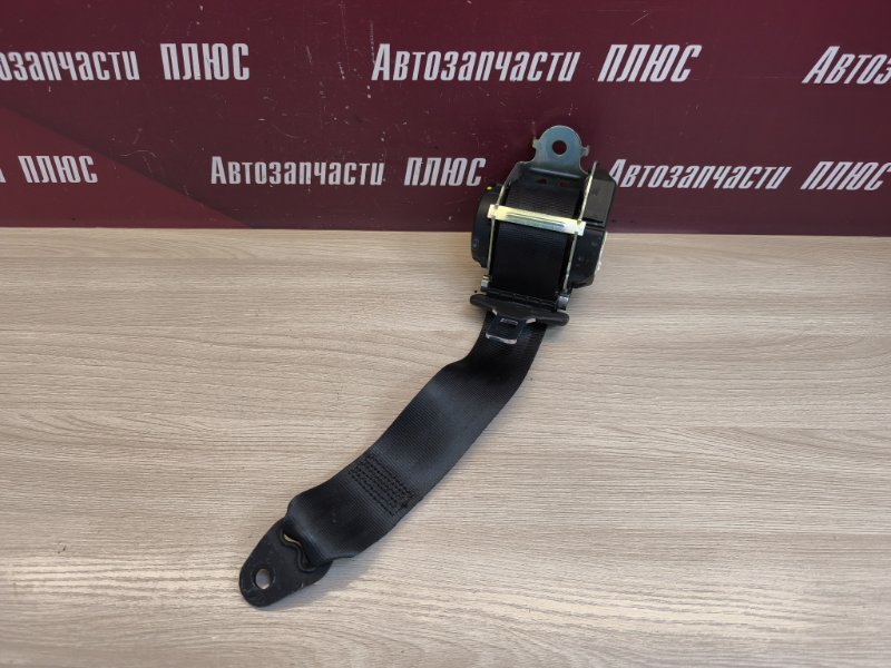 Ремень безопасности