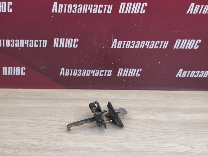 Ограничитель двери