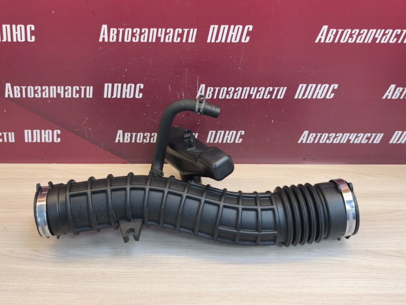 Патрубок воздушного фильтра