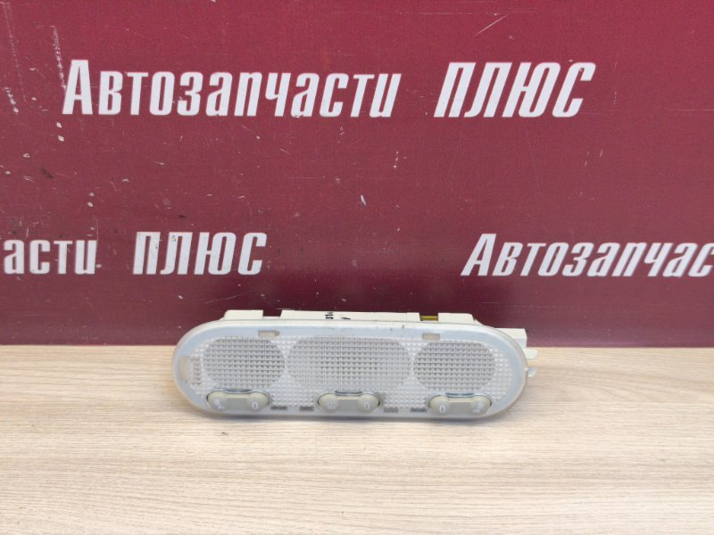 Плафон освещения салона
