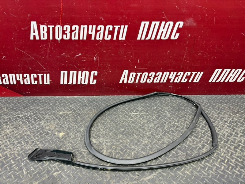 Уплотнитель двери
