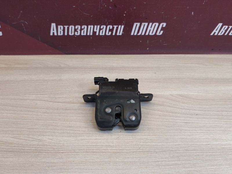 Замок багажника