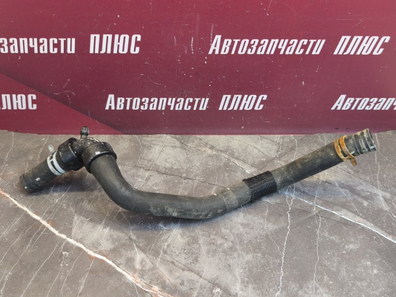 Патрубок радиатора