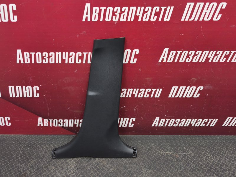 Обшивка средней стойки