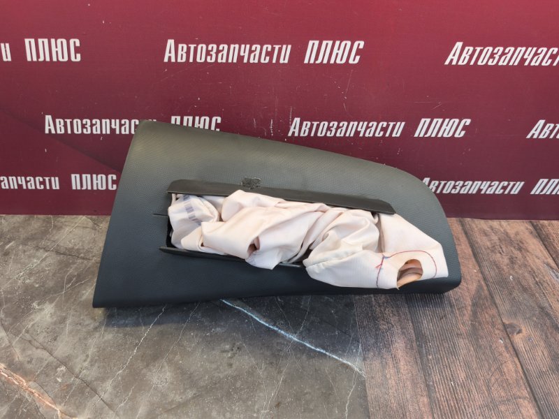 Подушка безопасности пассажира