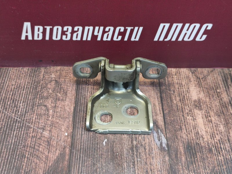 Петля двери