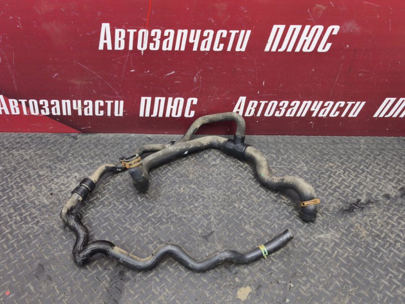 Патрубок радиатора