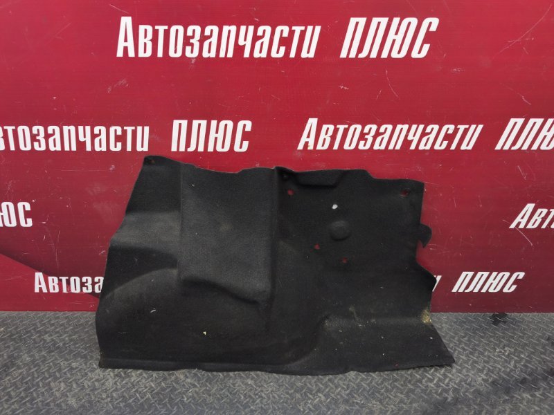 Обшивка багажника