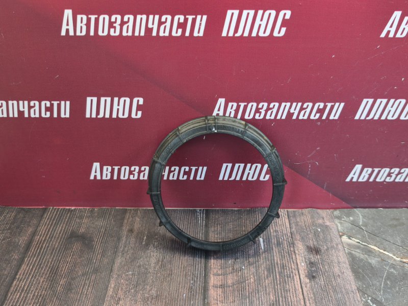 Гайка топливного насоса