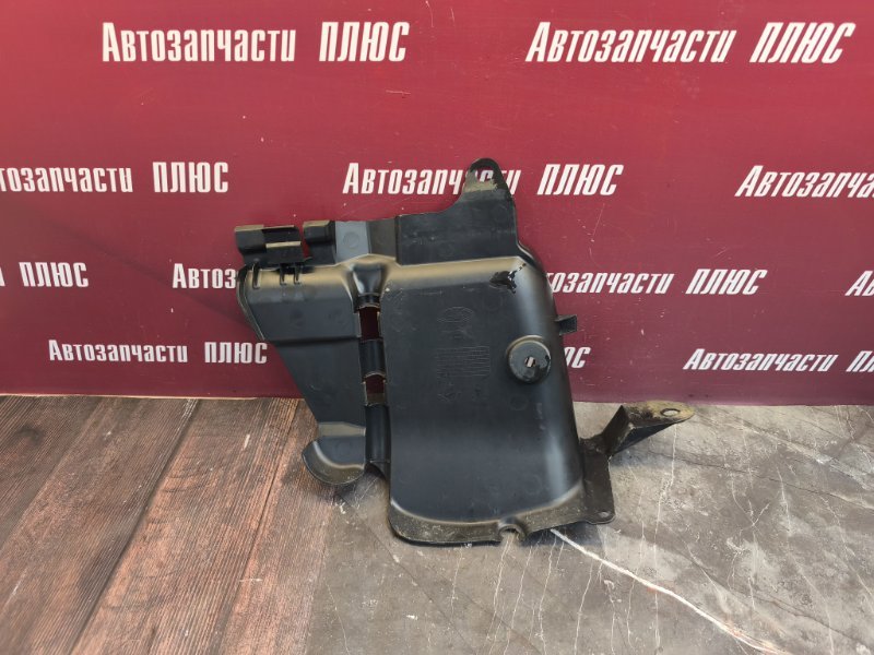 Пыльник двигателя