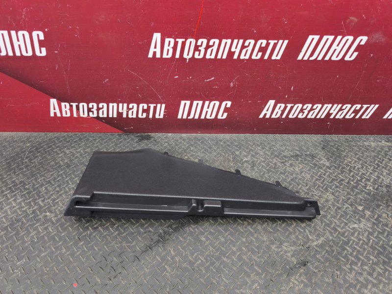 Держатель задней полки