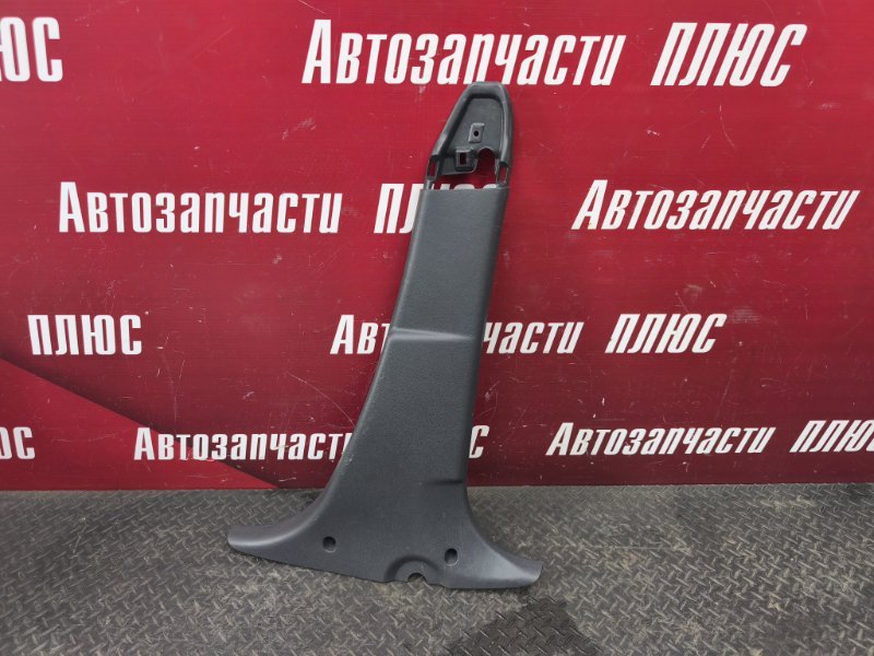 Обшивка средней стойки