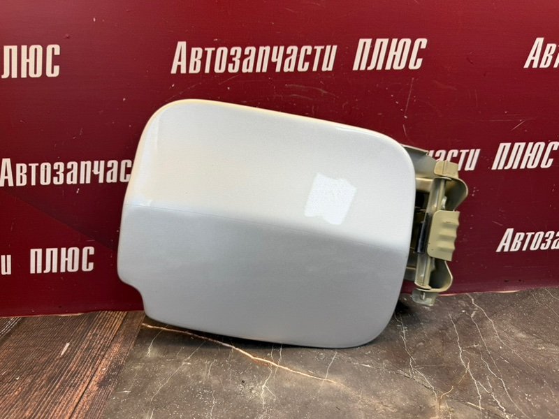 Лючок бензобака