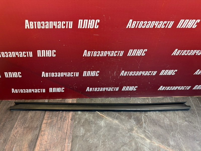 Уплотнитель стекла двери внутренний