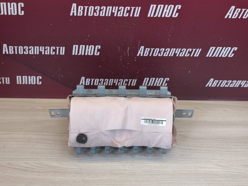 Подушка безопасности пассажира