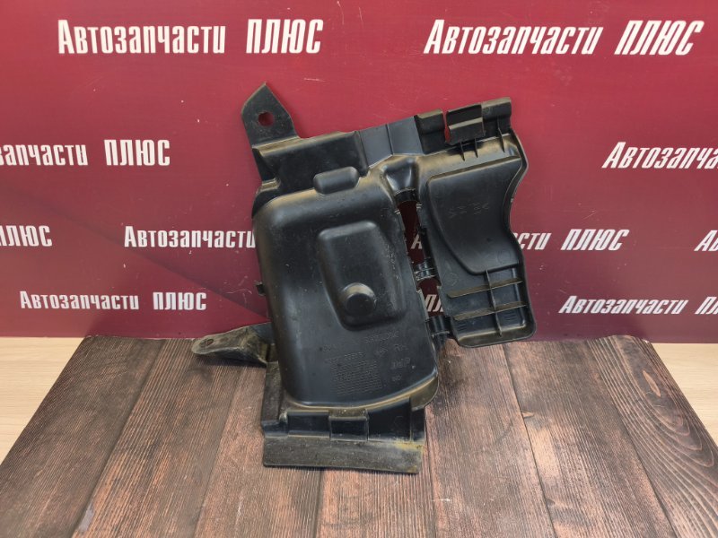 Пыльник двигателя