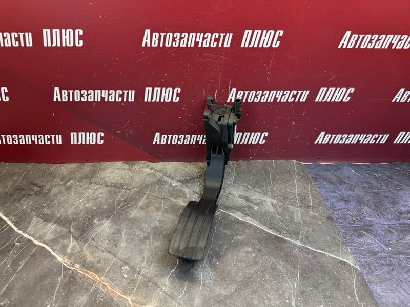 Педаль газа