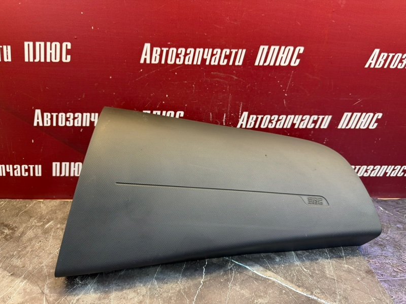 Подушка безопасности пассажира