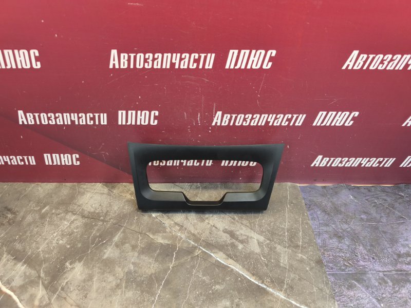 Накладка центральной консоли