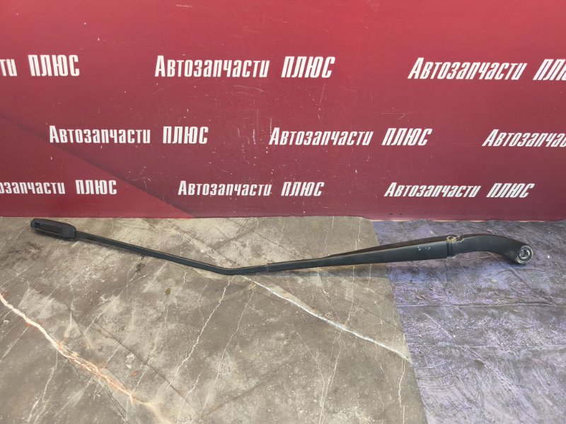 Поводок дворника