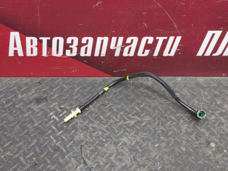 Трубка топливная