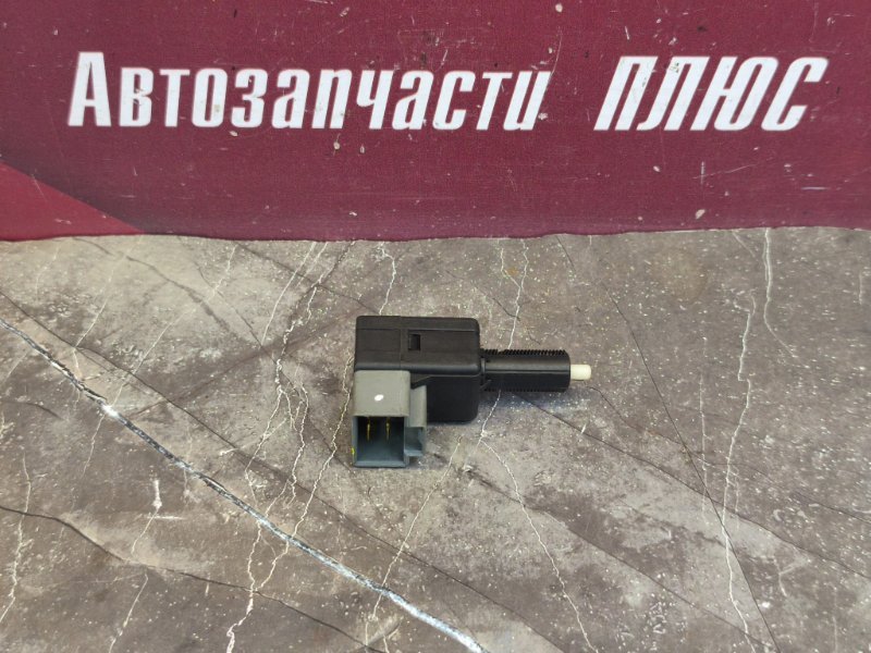 Датчик педали тормоза