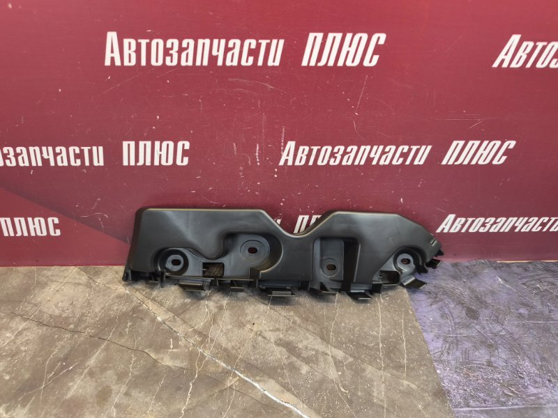 Кронштейн бампера