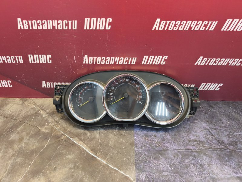 Щиток приборов