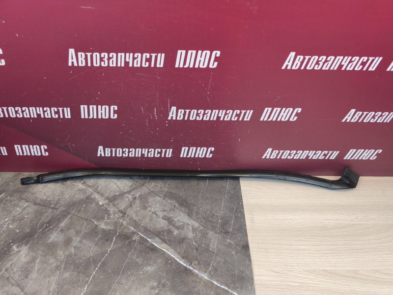 Уплотнитель двери