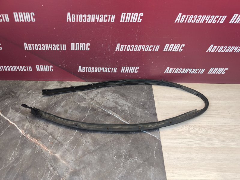Уплотнитель двери