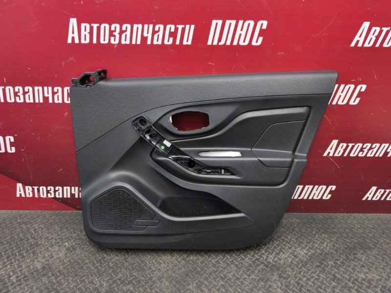 Обшивка боковой двери