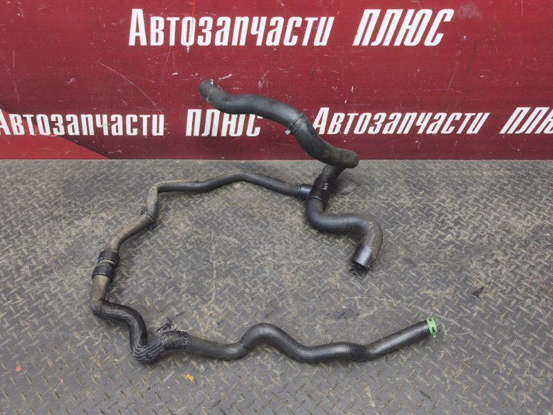 Патрубок радиатора