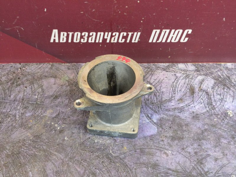 Фланец дроссельной заслонки